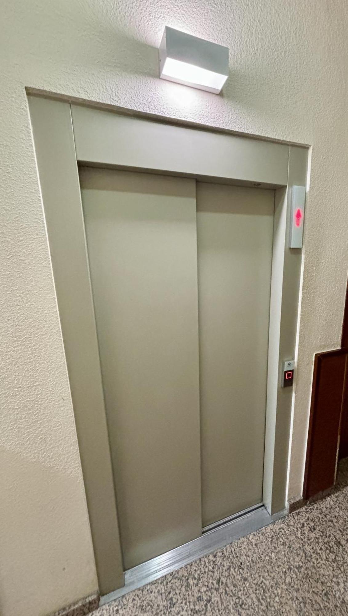 Imak Barrio Del Ave Apartment Zaragoza Luaran gambar